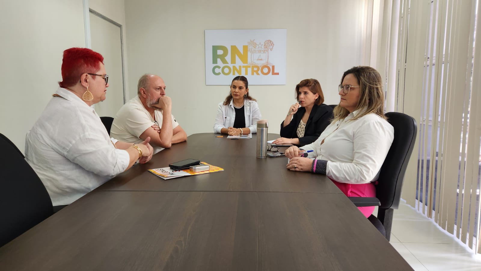 SINSP entrega a controladora-geral informações sobre desvio de função na estrutura da secretaria de Educação